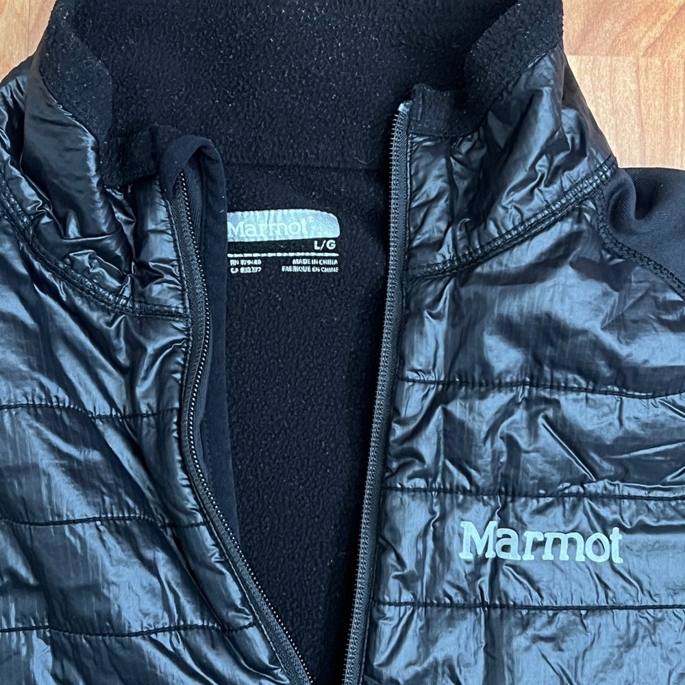 EUC Marmot Black Quilted Zip Jacket 2 Side Zip Pockets Thumb Holes sz Large